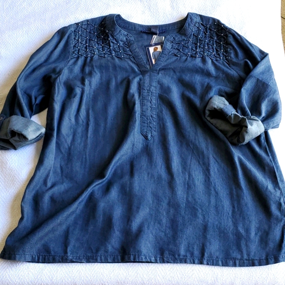 NWT Bandolino Chambray Top Size XL